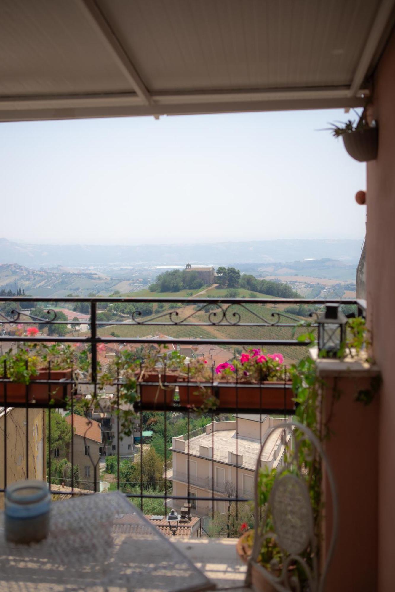 Appartamento La Casa Del Gelsomino Acquaviva Picena Esterno foto